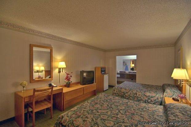 Courtesy Inn Monmouth Quarto foto